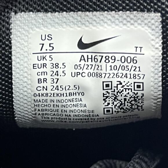 Nike Air Max 270 Running Shoes Women Size 7.5 Triple Black Comfort Low Sneakers - Picture 8 of 8